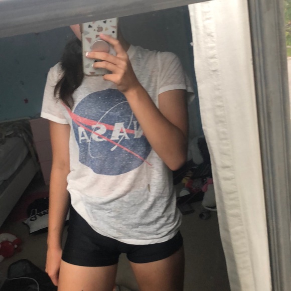 NASA graphic tee - Picture 2 of 3